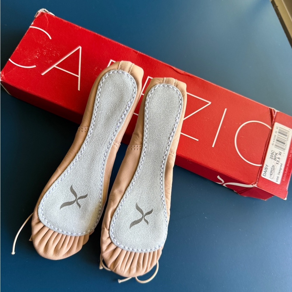 Capezio Child’s Pink Ballet Flats